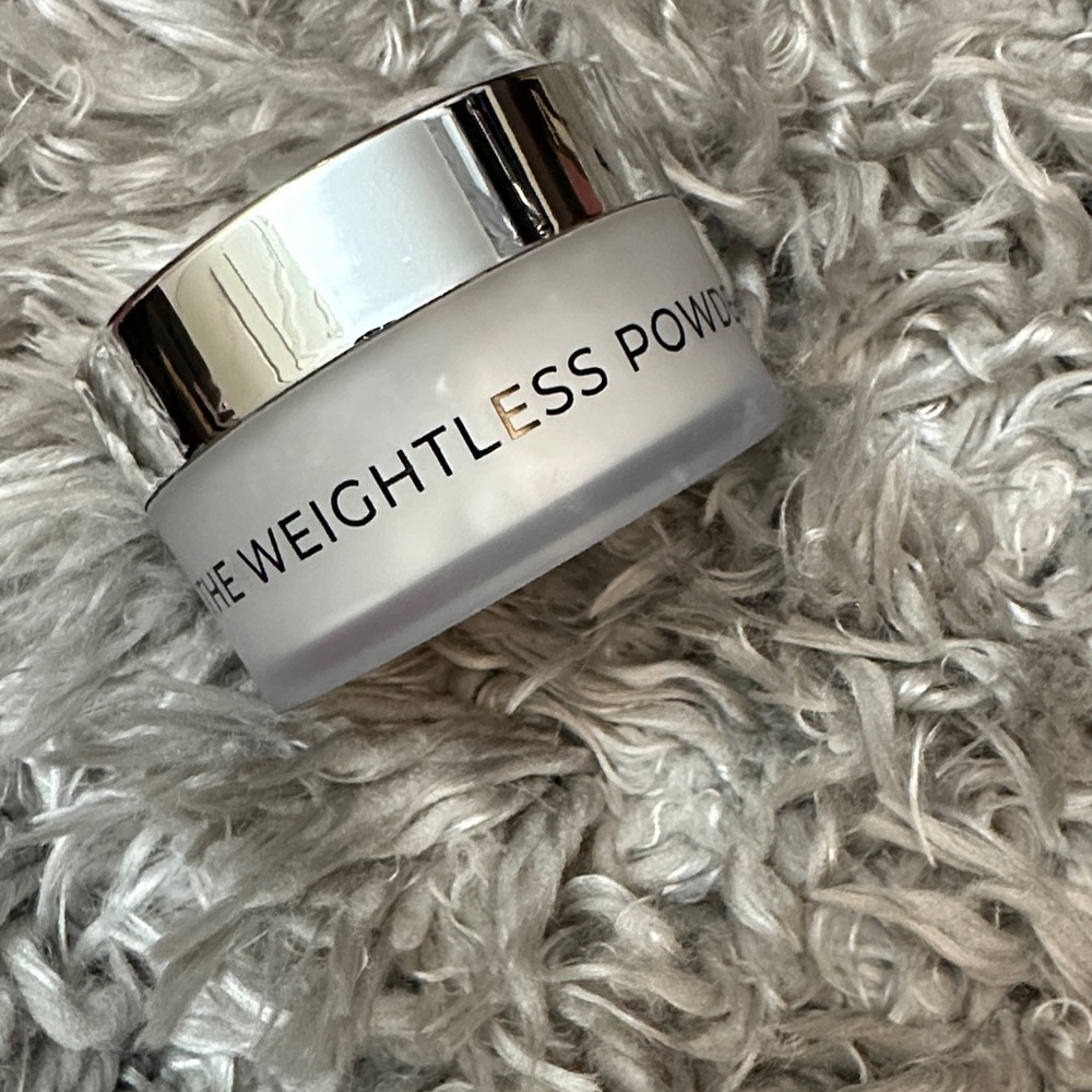 Wayne goss the weightless setting powder